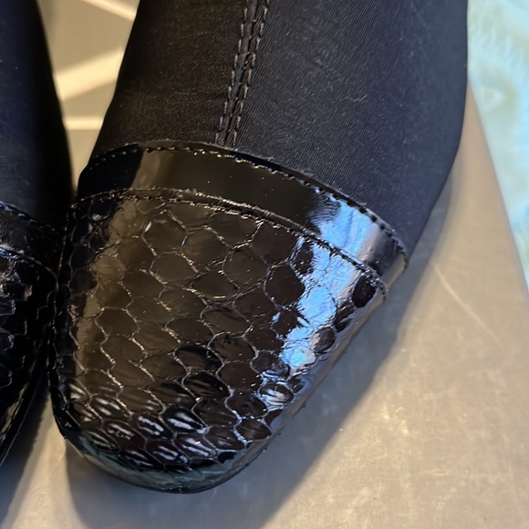 (#128) NWT ladies black dress shoes by Mark & Lemp/Walking Cradles. 6 1/2 med - Picture 5 of 13